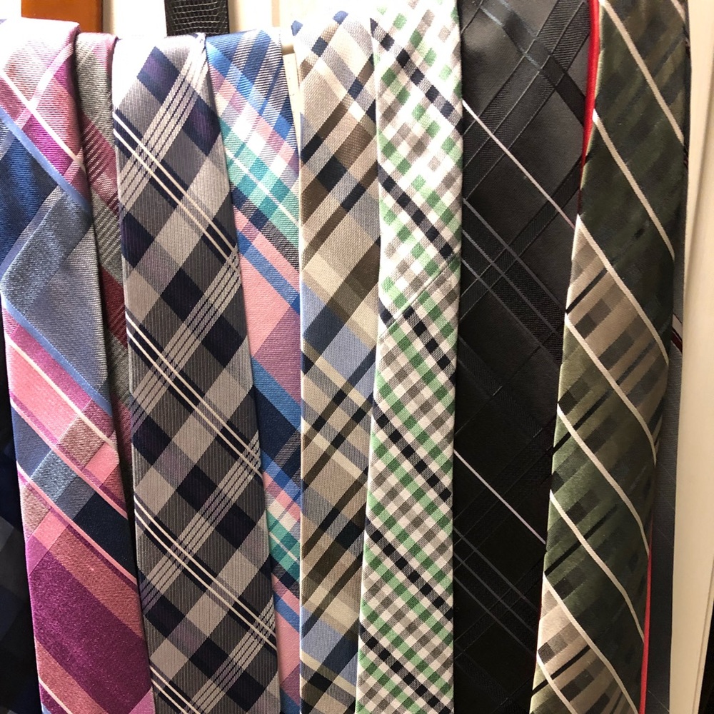 Men’s ties - Picture 3 of 3